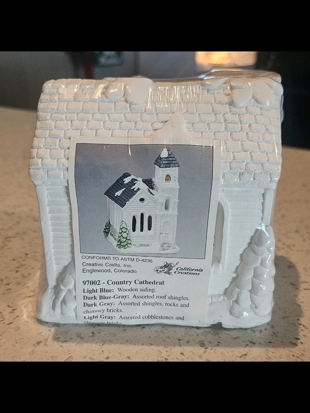 CALIFORNIA CREATIONS Ready to Paint COUNTRY CATHEDR Item 97002 CHRISTMAS Village